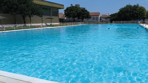 Las piscinas municipales abrirán al público este sábado, con acceso gratuito