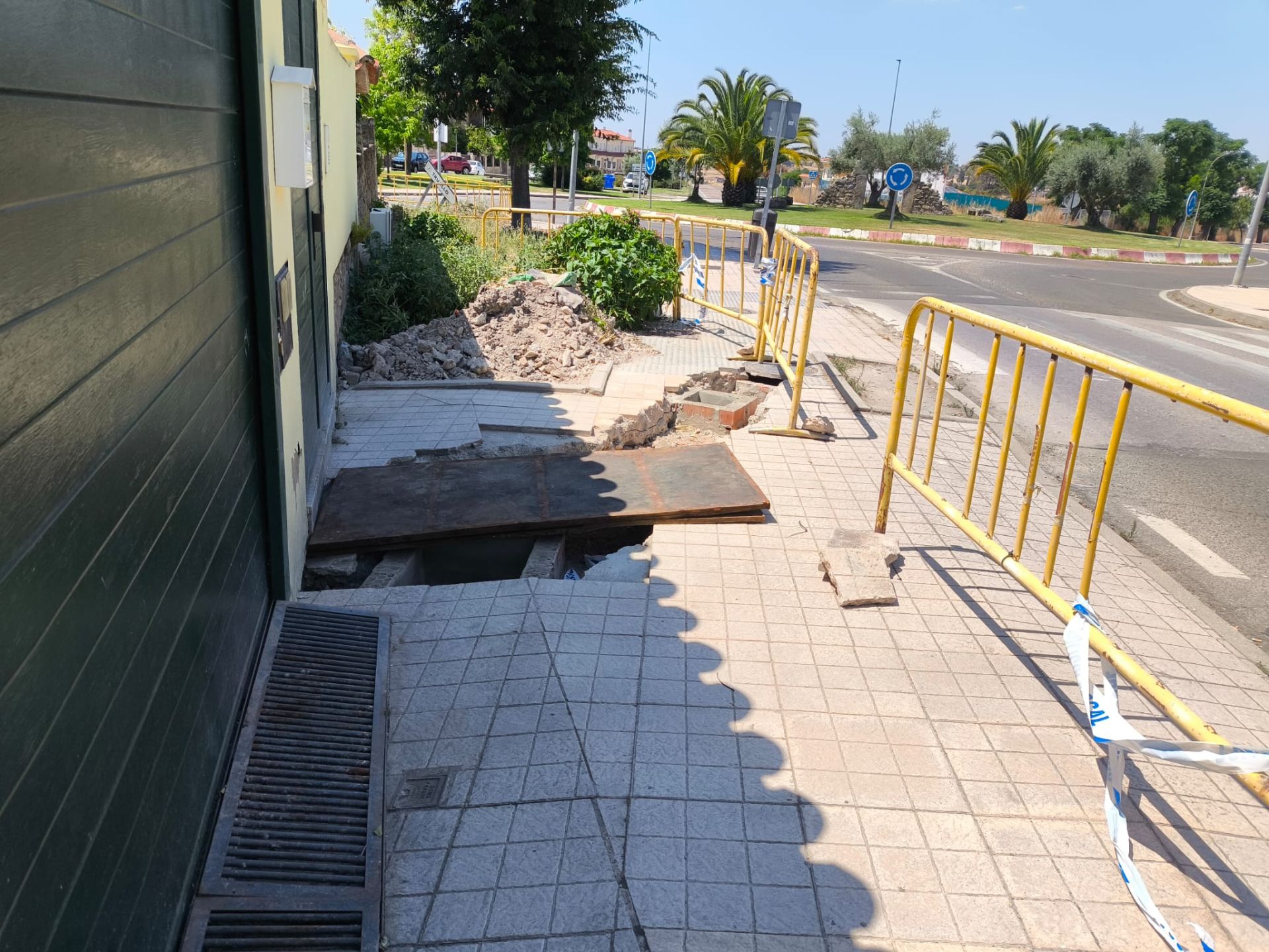 Situación de la obra en la avenida de Miajadas.