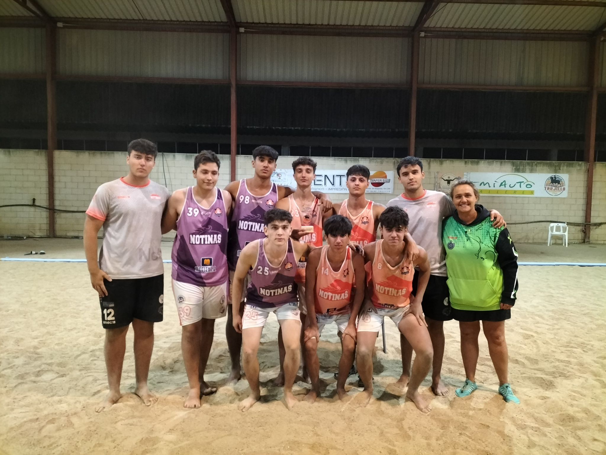Gran participación en el V Torneo Balonmano Playa Ciudad de Trujillo