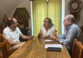 Reunión mantenida entre dirigentes de Asemtru y el concejal Eduardo Diz