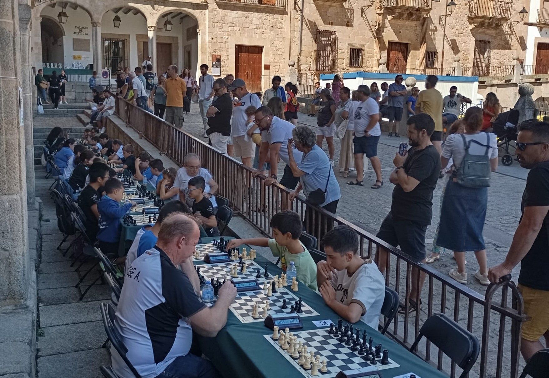 Gran participación en el torneo de ajedrez