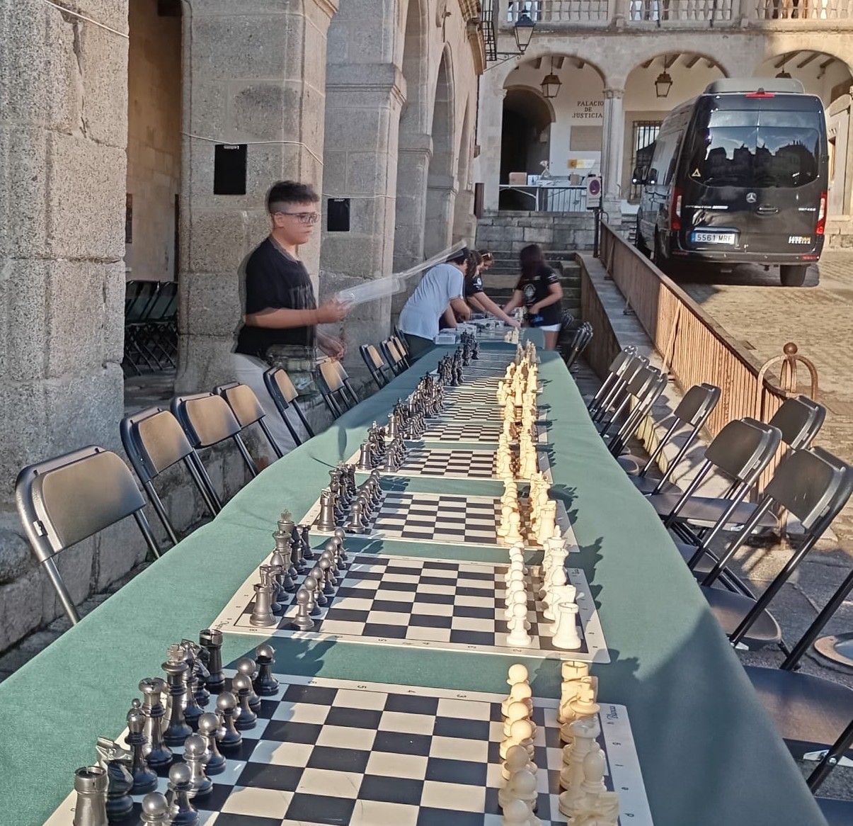 Gran participación en el torneo de ajedrez