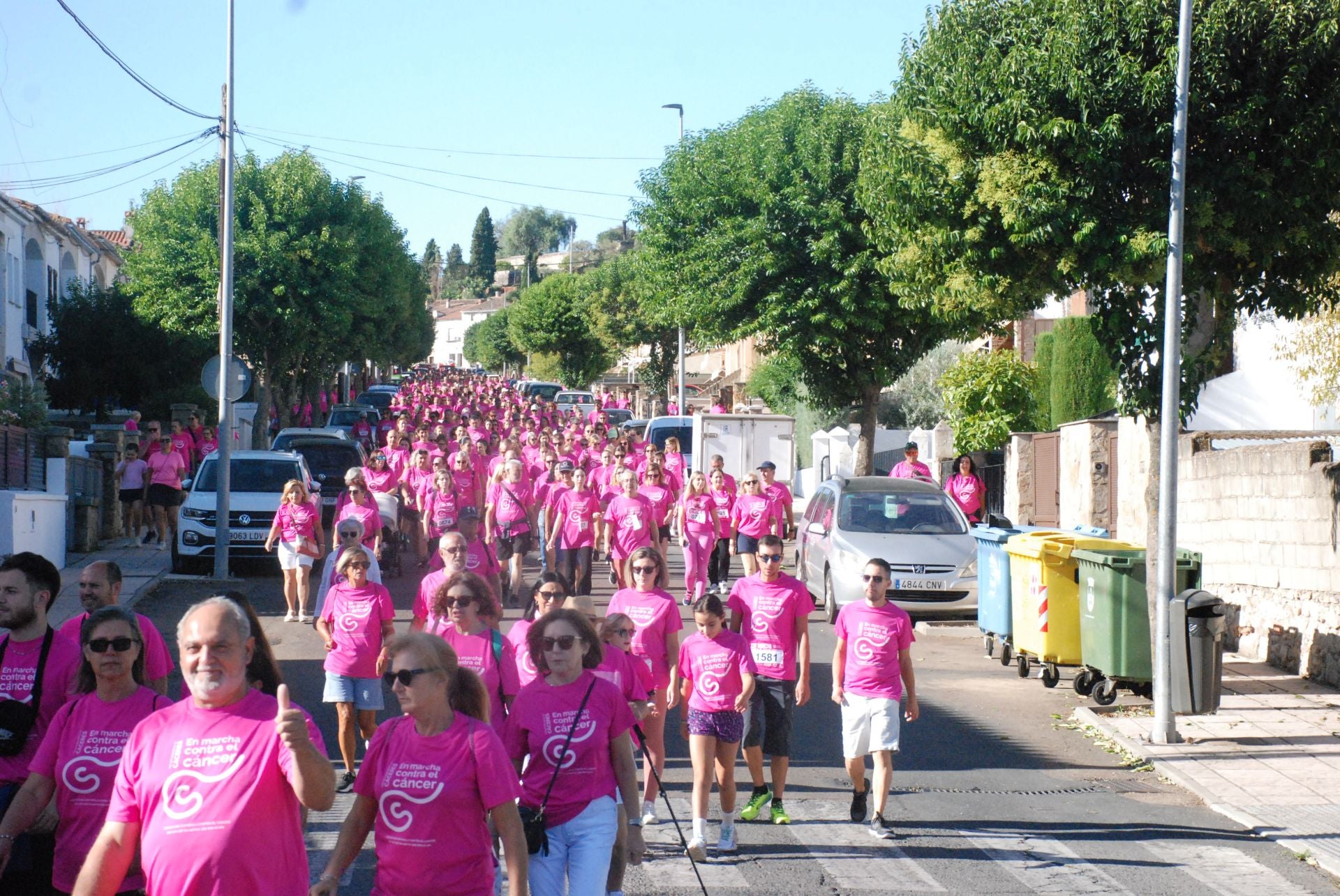 El rosa invade las calles para luchar contra el cáncer