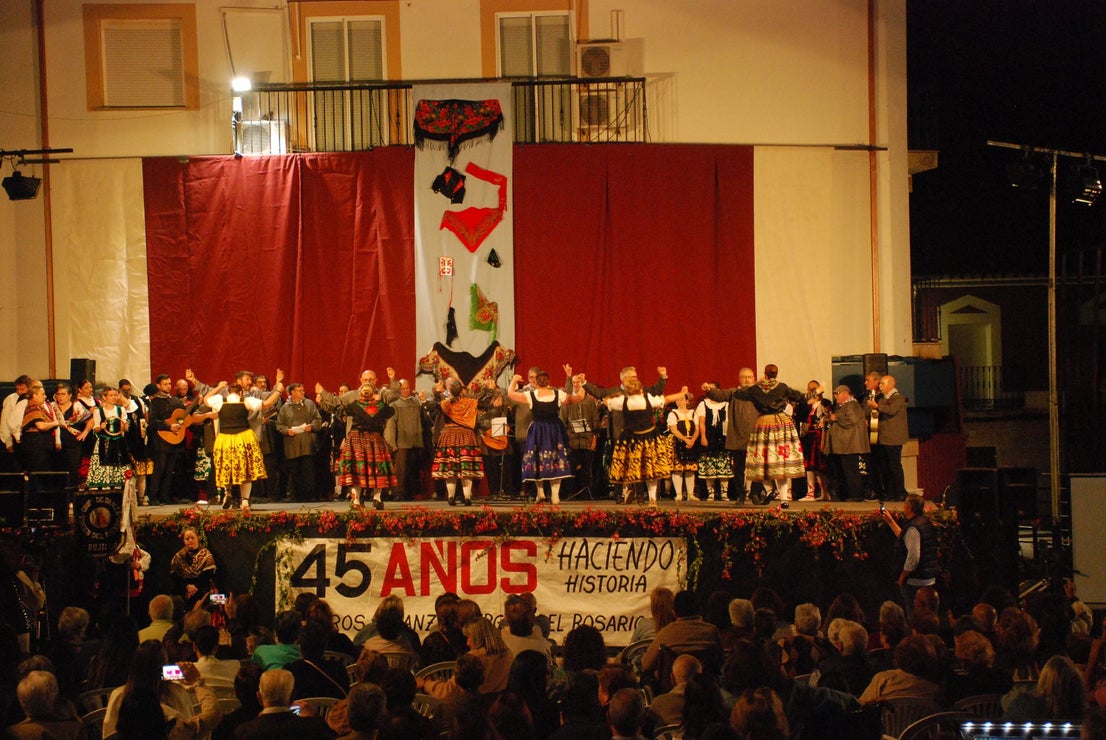 Un homenaje al folclore en imágenes