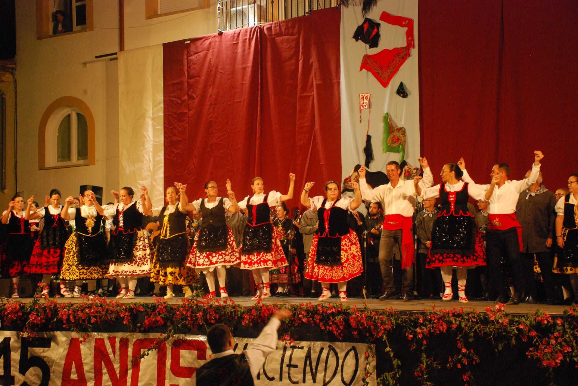 Un homenaje al folclore en imágenes