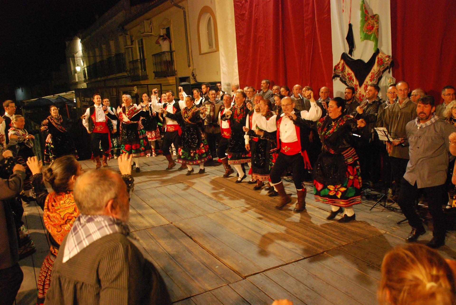 Un homenaje al folclore en imágenes