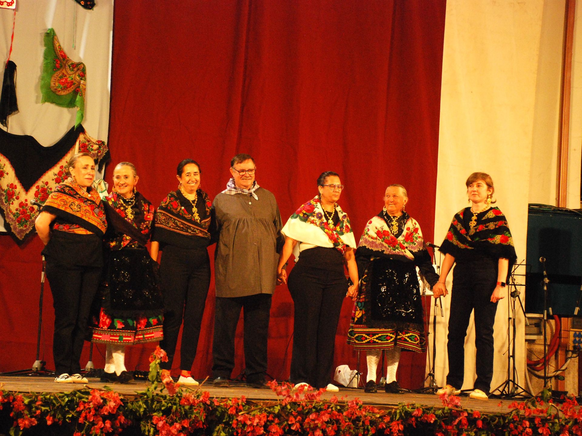 Un homenaje al folclore en imágenes