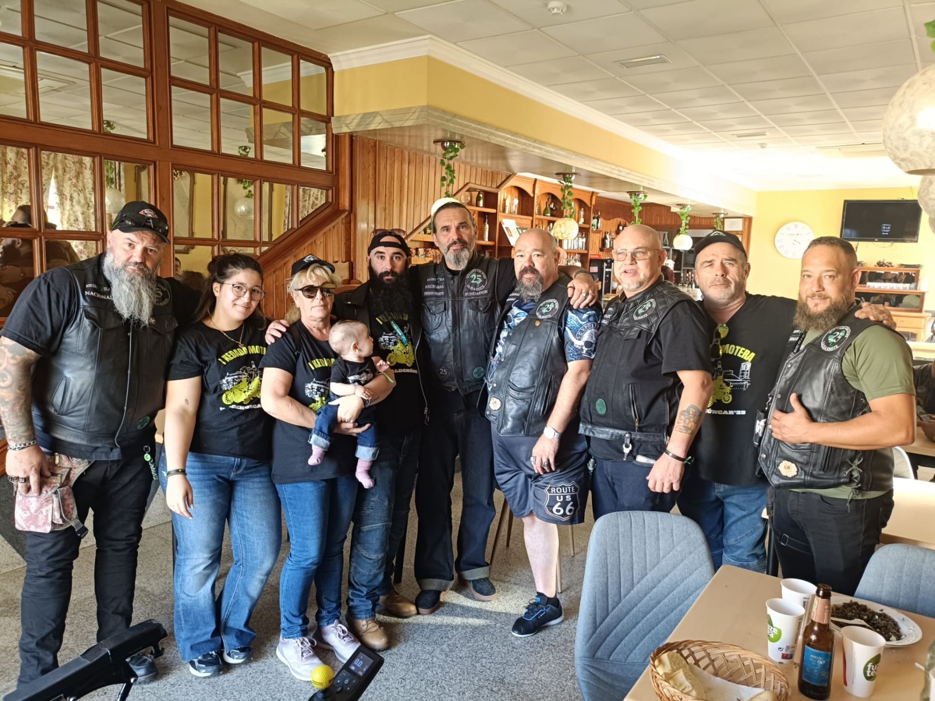 Paraticipantes, junto a Carlos Pablos, en el evento celebrado el pasado sábado.