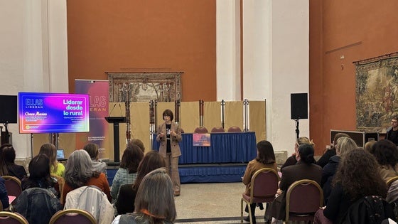 El encuentro 'Ellas Lideran' reúne a unas 45 participantes de la zona