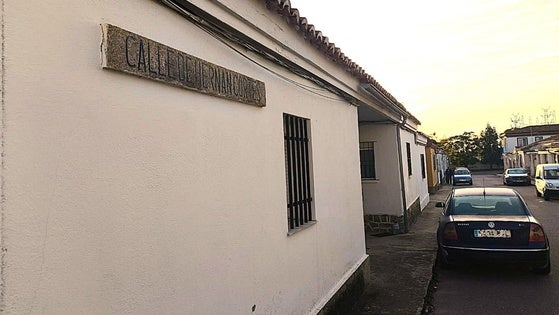 El Ayuntamiento continuará con la mejora de las aceras de 'Las 70'