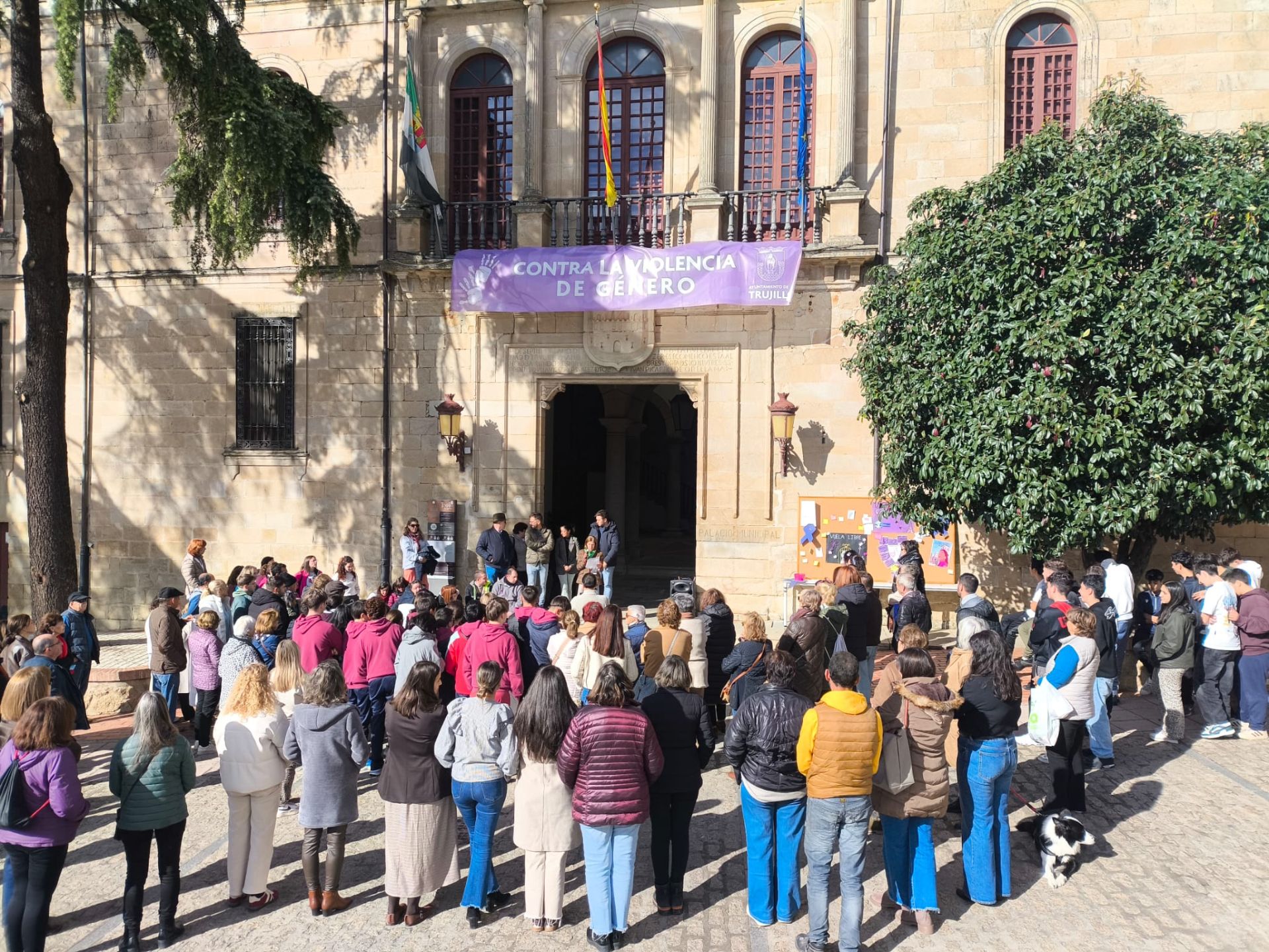 Concentración celebrada ayer.
