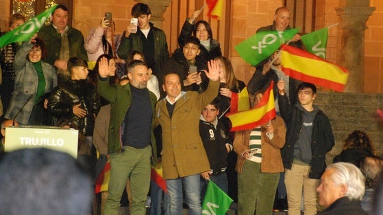 Abascal tacha en Trujillo de «un capricho» de Guardiola las elecciones del 21-D