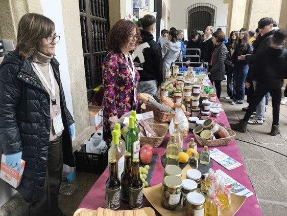 Gran participación en la II Feria de FP de Trujillo