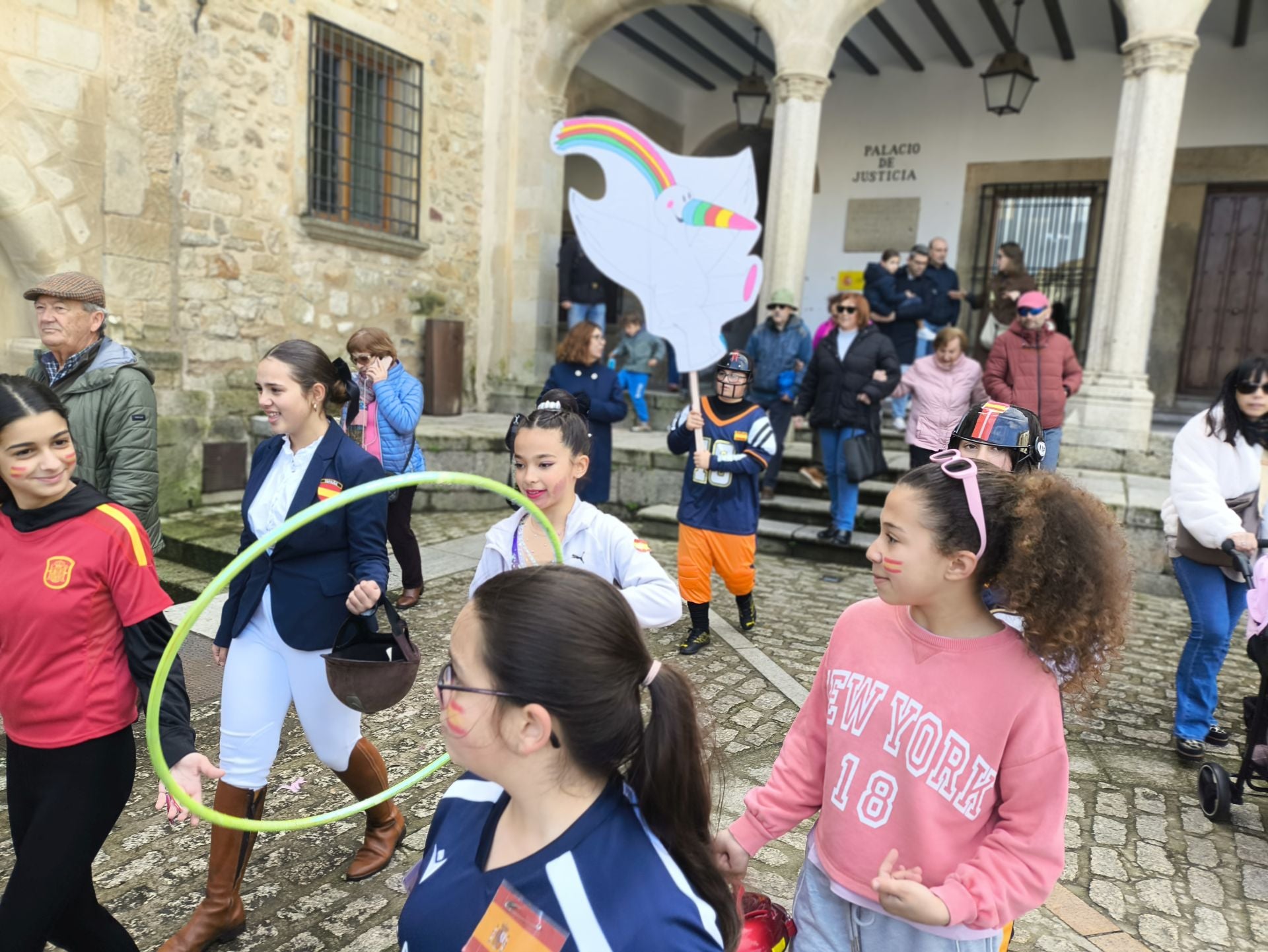 El Sagrado Corazón de Jesús lleva a cabo un desfile basado en 'El Carnaval del Siglo'