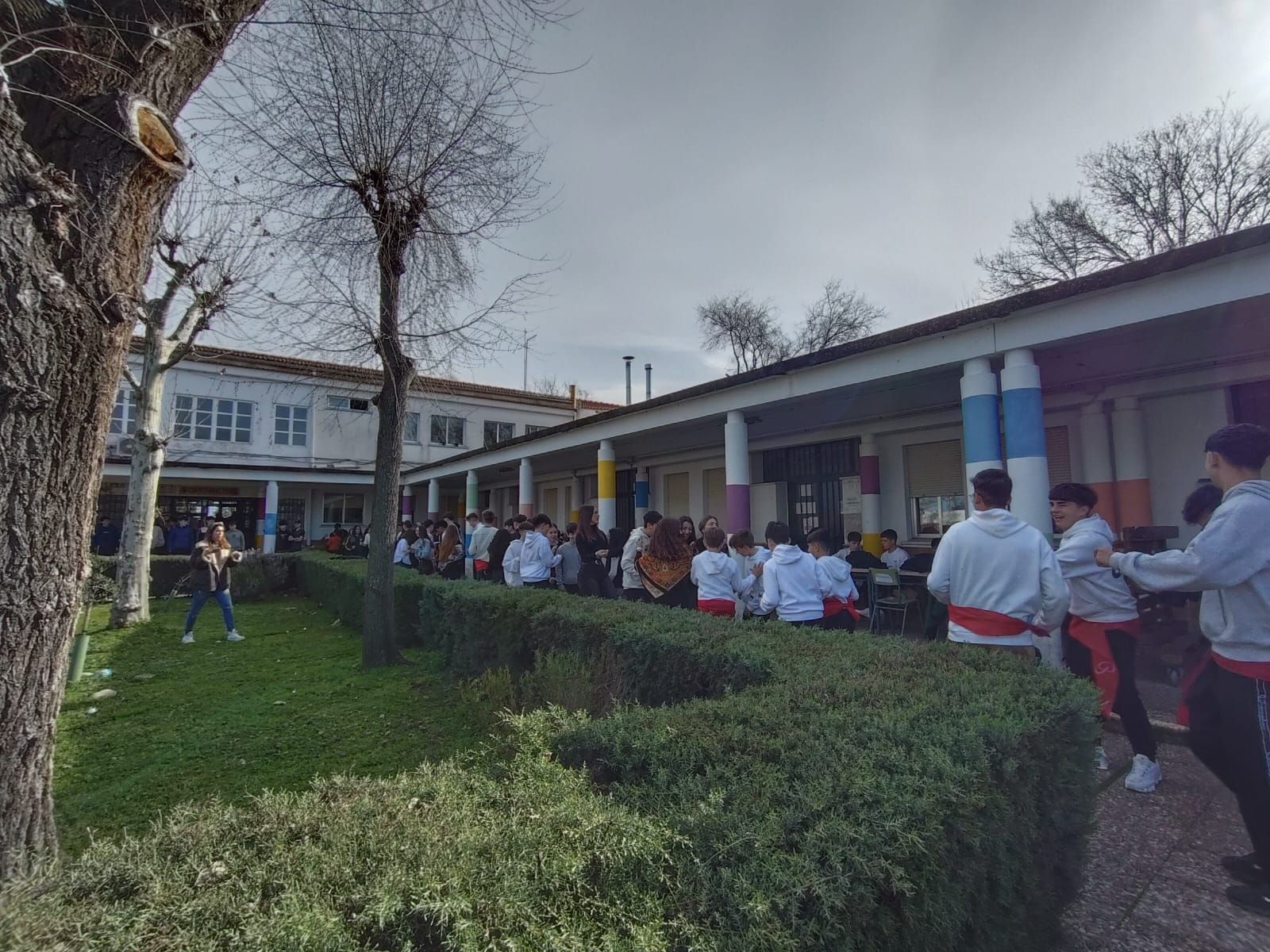 El Turgalium con el folcore