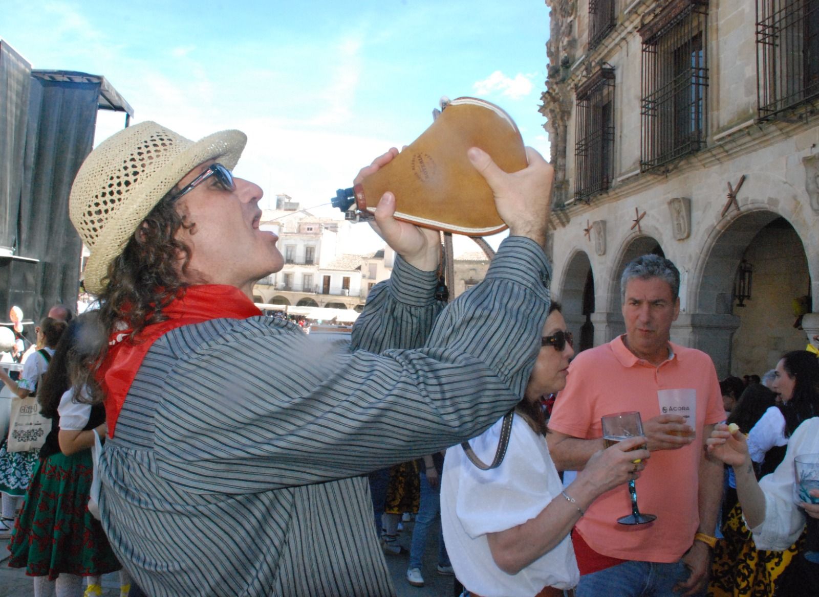 Imagen secundaria 2 - El intenso calor acompaña al Chíviri