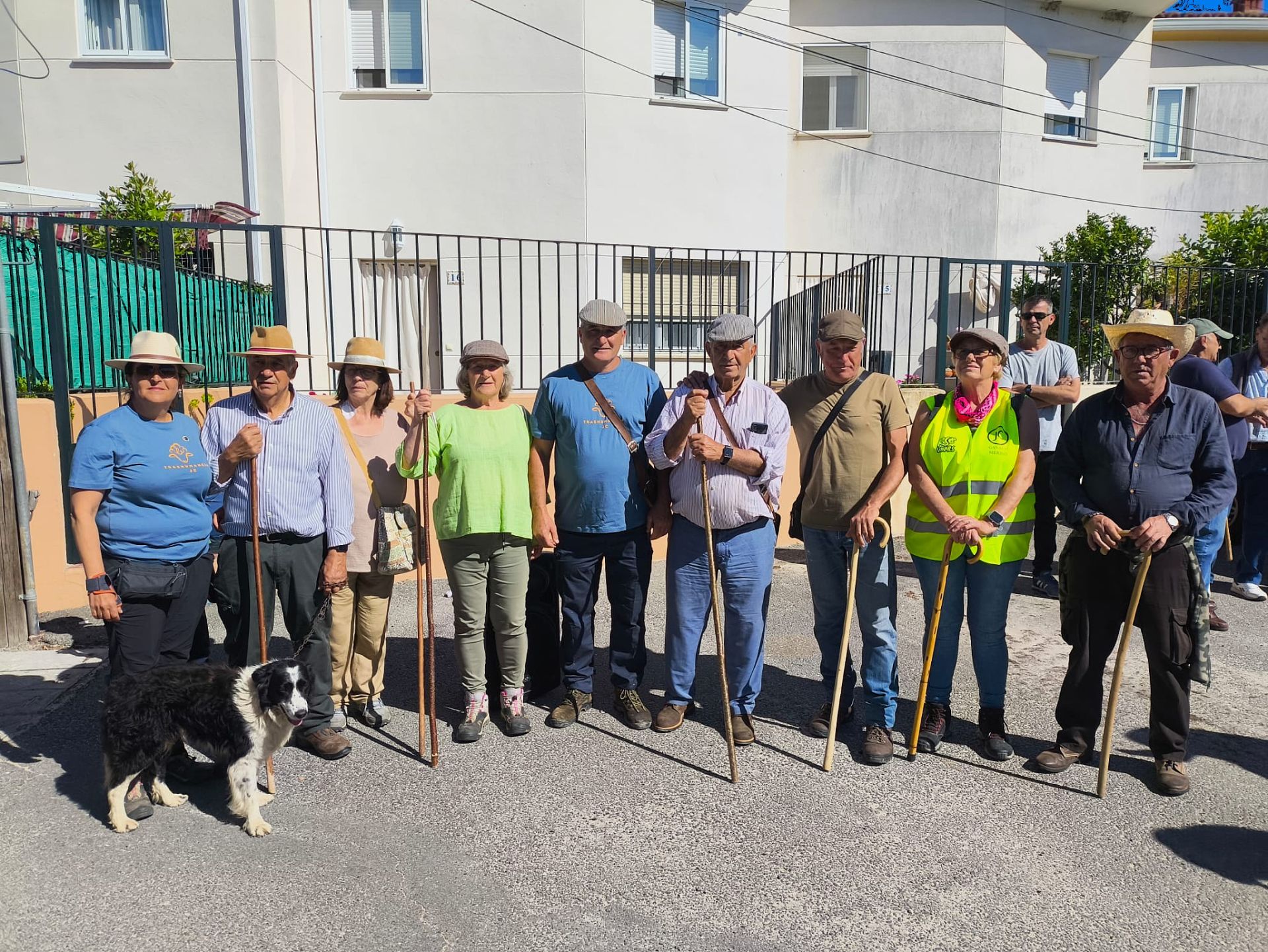 Imagen secundaria 1 - Huertas de Ánimas se vuelca una vez más con la fiesta de la trashumancia