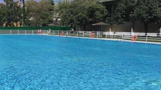 Los bares de las piscinas municipales no cumplen con la normativa sanitaria