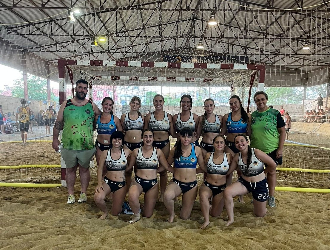 El torneo del balonmano playa: con una gran participación