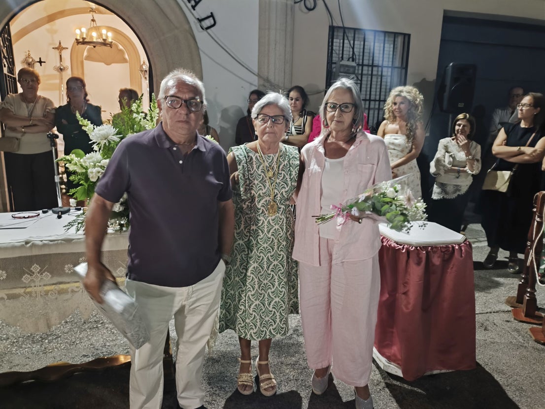 La procesión de La Piedad acoge a numerosas personas