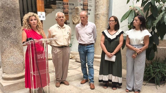 Presentación de las fiestas patronales en el Ayuntamiento de Trujillo.