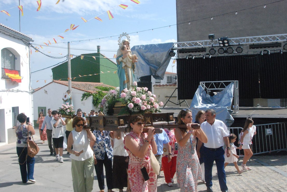 Belén celebró la procesión con la Patrona