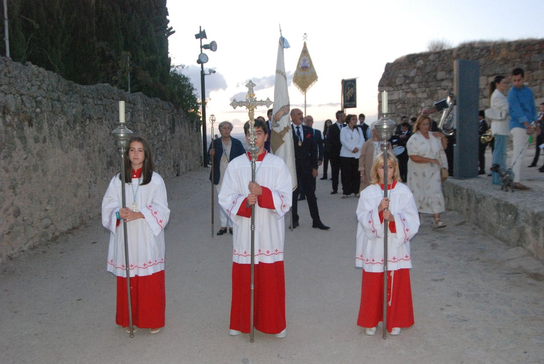 La Patrona llega a la iglesia de San Martín