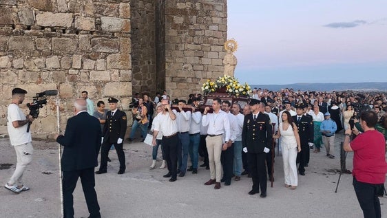 Bajada en procesión de la Patrona.