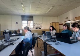 Estudiantes de la escuela de adultos