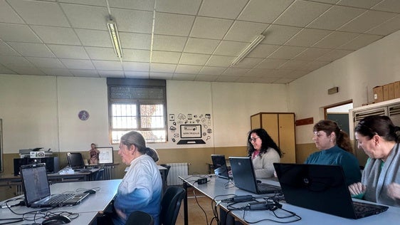Estudiantes de la escuela de adultos