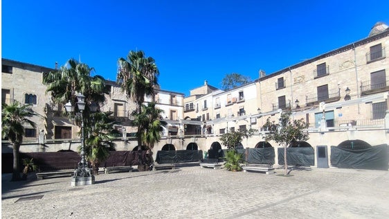 Los locales afectados donde debe ir la Oficina de Turismo.