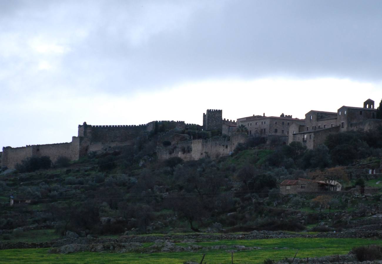 Una zona de la muralla de Trujillo. 