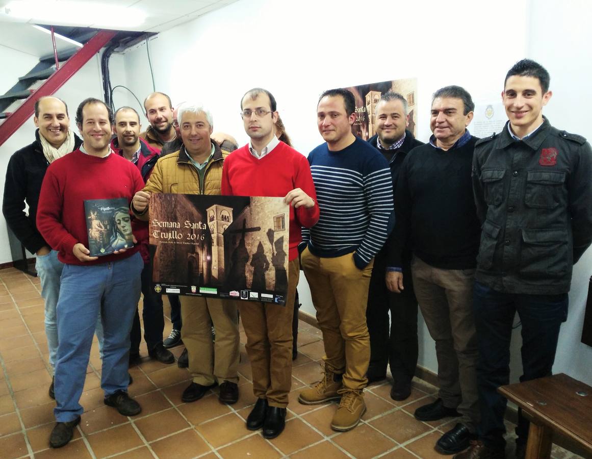Integrantes de la Junta de Cofradías 