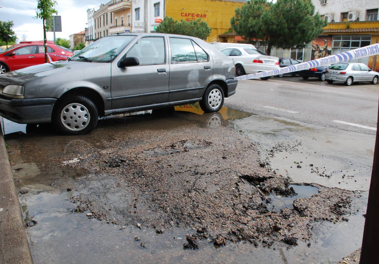 La zona perjudicada en la Avenida de Miajadas 