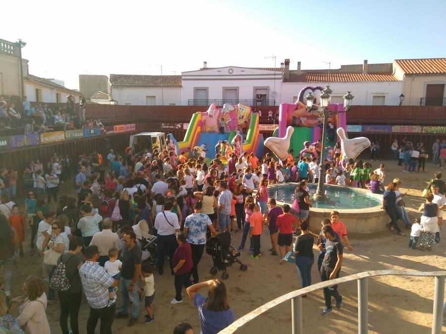 Asistentes en las actividades para los más pequeños 