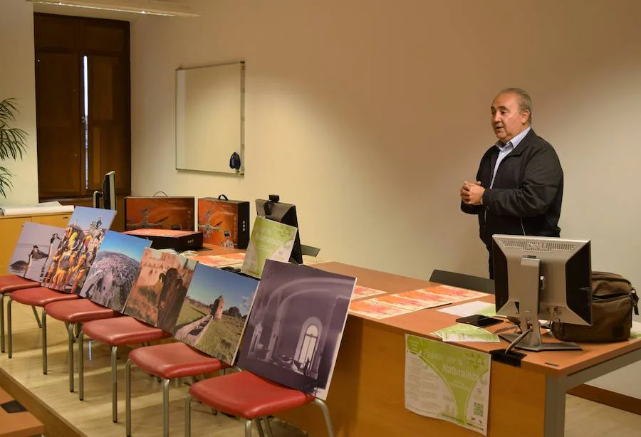 Manuel García, gerente de Adicomt, en la presentación de estas propuestas 