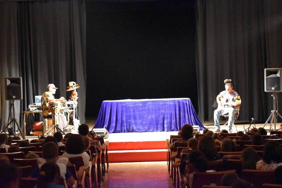 El grupo de teatro El Recreo programa una obra especial para bebés para el 2 de abril