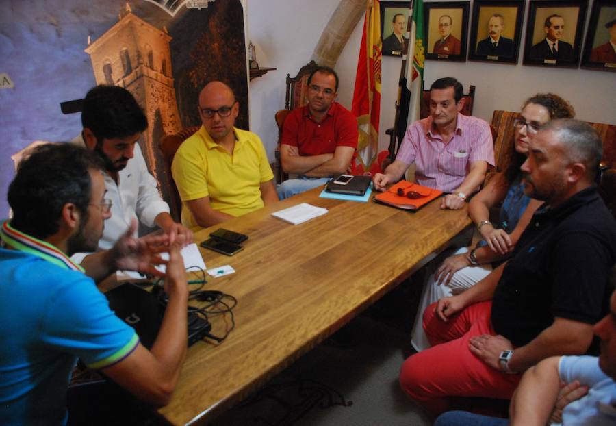 Empresarios pedirán suprimir la normativa sobre rótulos y carteles