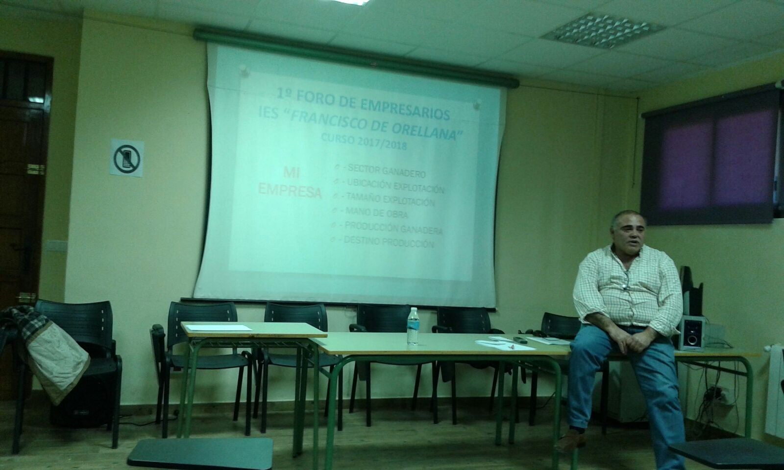 El IES Francisco de Orellana fomenta que los alumnos conozcan a empresarios y empresas locales
