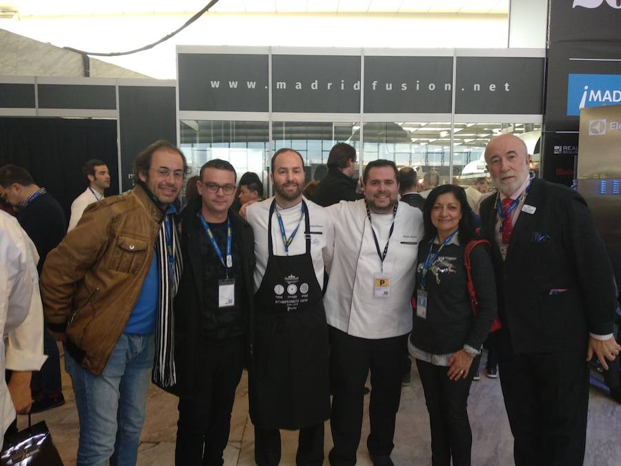 Concejales de Turismo y Cultura con personal del mundo de la gastronomía y restauración 
