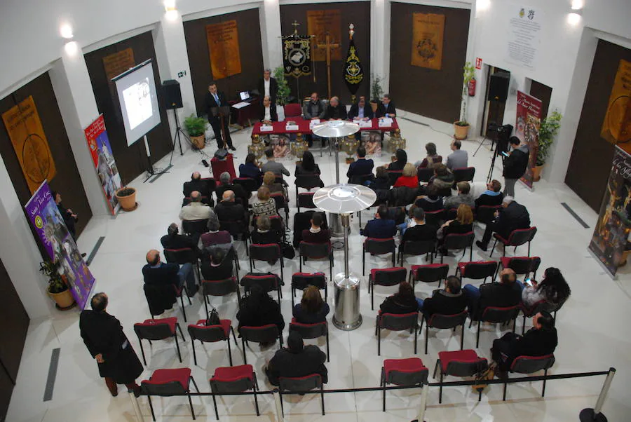 Encuentro celebrado en la sede de la Junta de Cofradías 