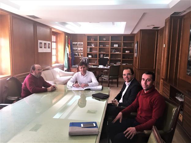 Reunión mantenida con el vicepresidente de la Diputación. 