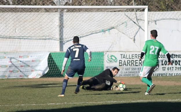 Raúl evitó que la derrota fuera más contundente gracias a varias paradas de gran mérito
