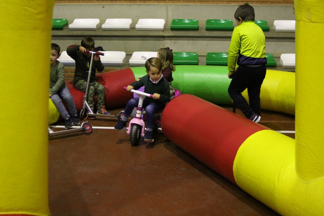 Algunas imágenes de la quinta edición de Valverdilandia celebrada en el pabellón polideportivo de Valverde de Leganés (29-12-2018)
