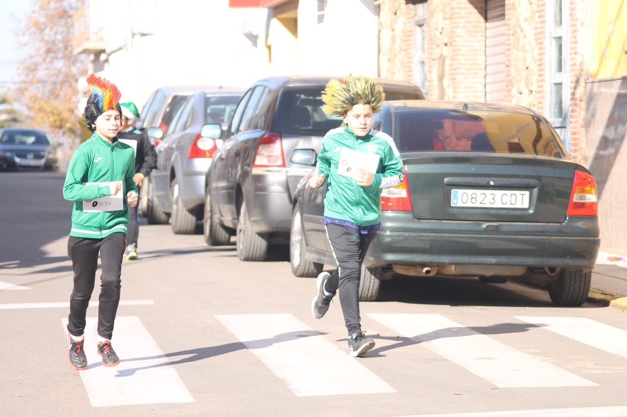 Algnas imágenes de la tercera edición de la San Silvestre Solidaria 2018, celebrada en Valverde de Leganés (30-12-2018)