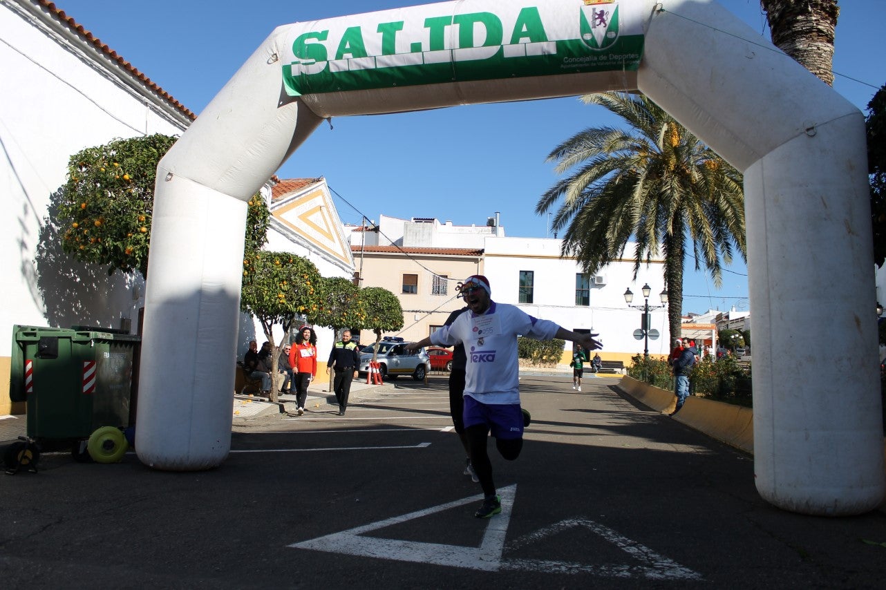 Algunas imágenes de la tercera edición de la San Silvestre Solidaria 2018, celebrada en Valverde de Leganés (30-12-2018)