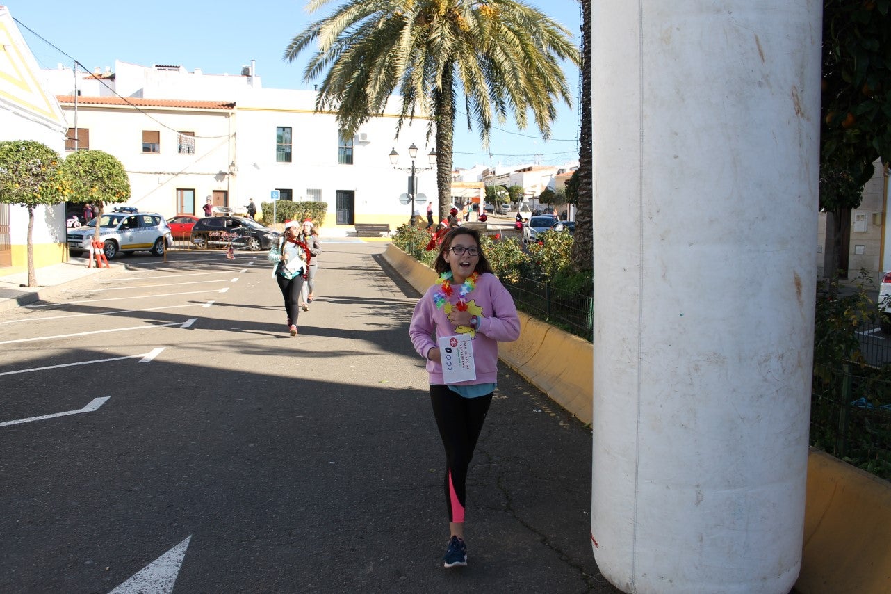 Algunas imágenes de la tercera edición de la San Silvestre Solidaria 2018, celebrada en Valverde de Leganés (30-12-2018)