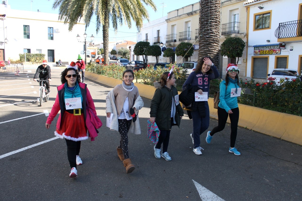 Algunas imágenes de la tercera edición de la San Silvestre Solidaria 2018, celebrada en Valverde de Leganés (30-12-2018)