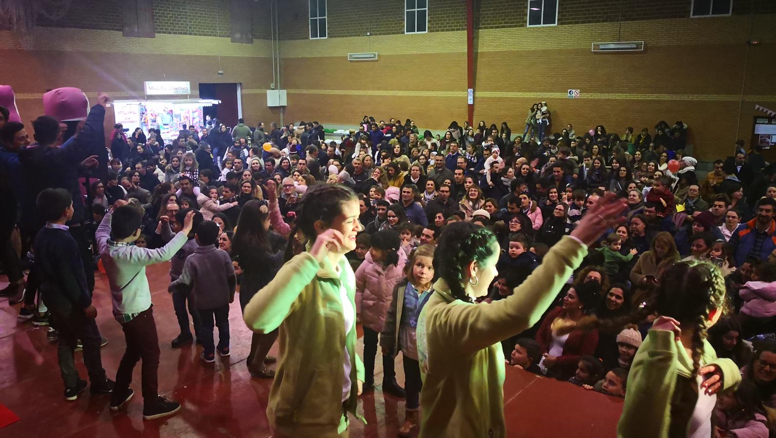 Algunas imágenes de la cabalgata de Los Reyes Magos de Oriente en Valverde de Leganés (05-01-2019)