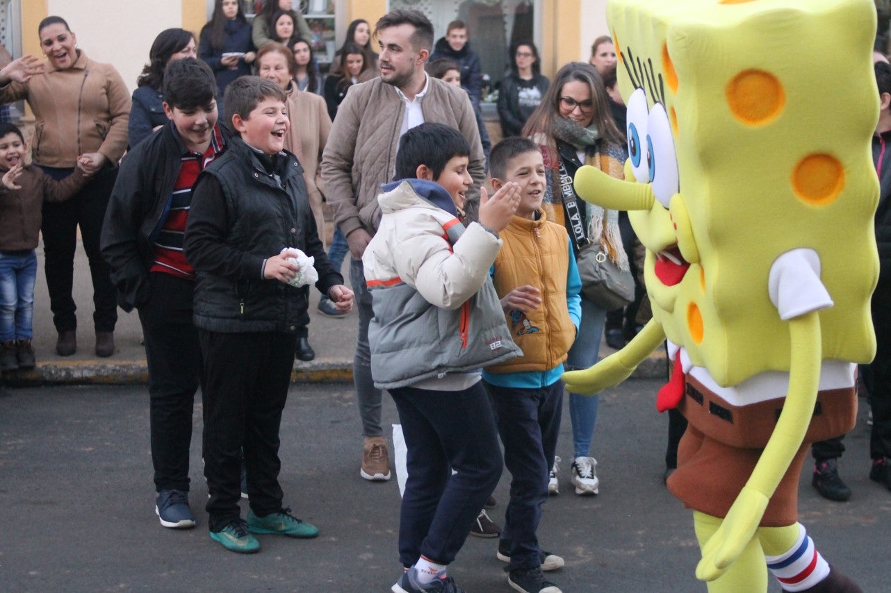 Imágenes de la cabalgata de Los Reyes Magos de Oriente en Valverde de Leganés (05-01-2019)